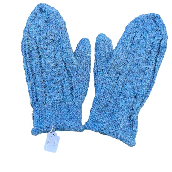 Handcrafted Wool Cable Mittens - Picture 1 of 2